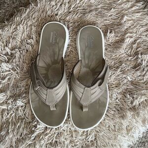 Clarks Tan Sandals Classic Comfort